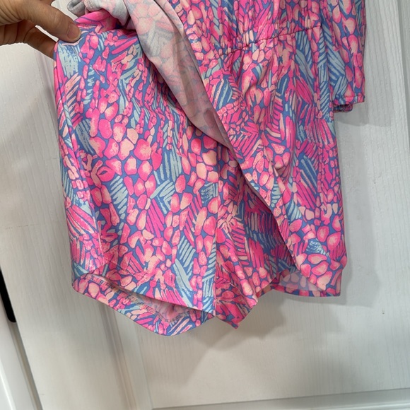 Lily Pulitzer romper 🩷 - Picture 3 of 4